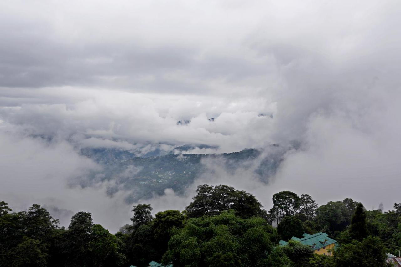 The Nettle And Fern Hotel Gangtok Bagian luar foto